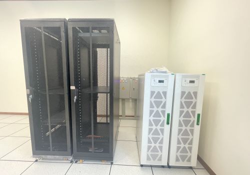 HƯNG BẢO cung cấp, thi công hệ thống UPS 20Kva, Cáp quang OM4 MM, Cáp UTP cat7, IT ROOM .... cho chủ đầu tư UJU VINA